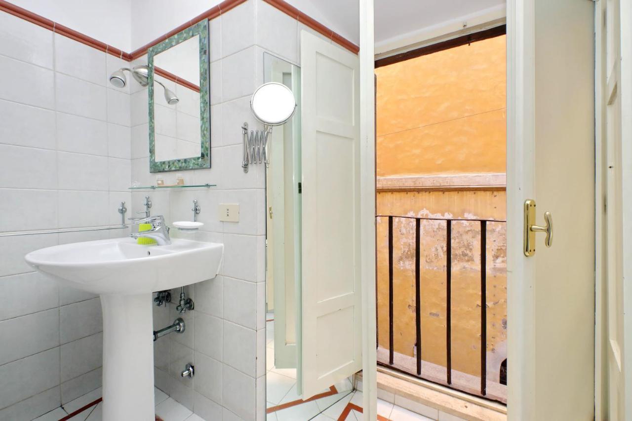 Cappellari Apartment Рим Екстериор снимка