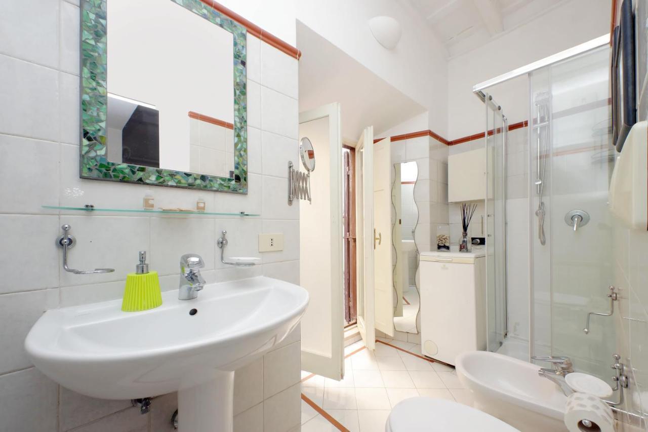 Cappellari Apartment Рим Екстериор снимка